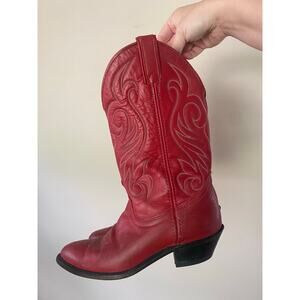 Vintage red Laredo womens leather cowgirl boots size 7.5 western